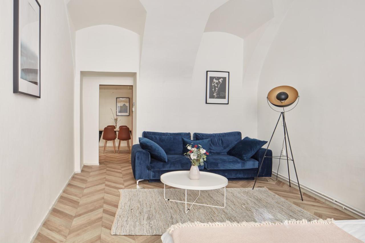 Cozy Flat In New Town By Prague Days Apartment Exterior photo